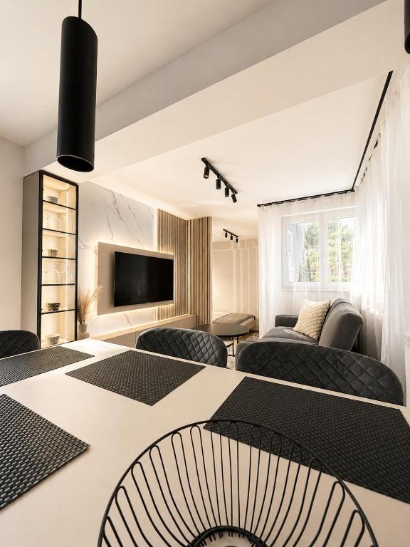 Luxury Prime Apartments with Parking - 2