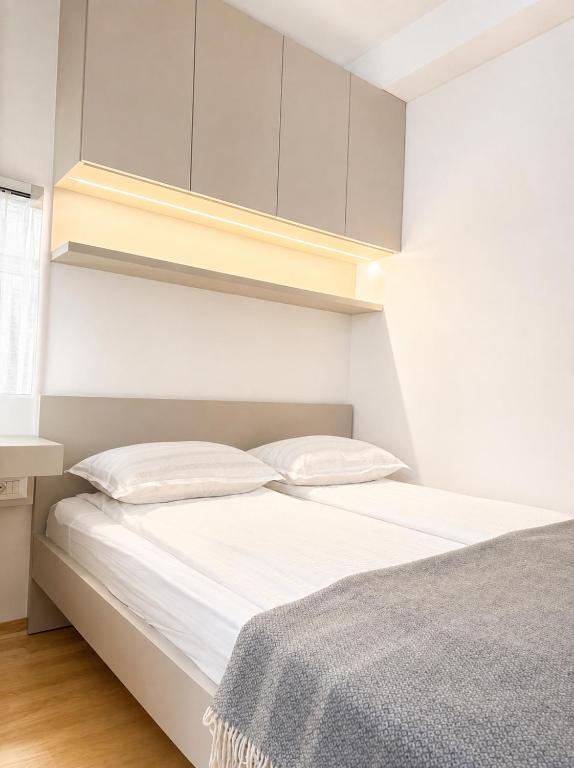 Luxury Prime Apartments with Parking - 5