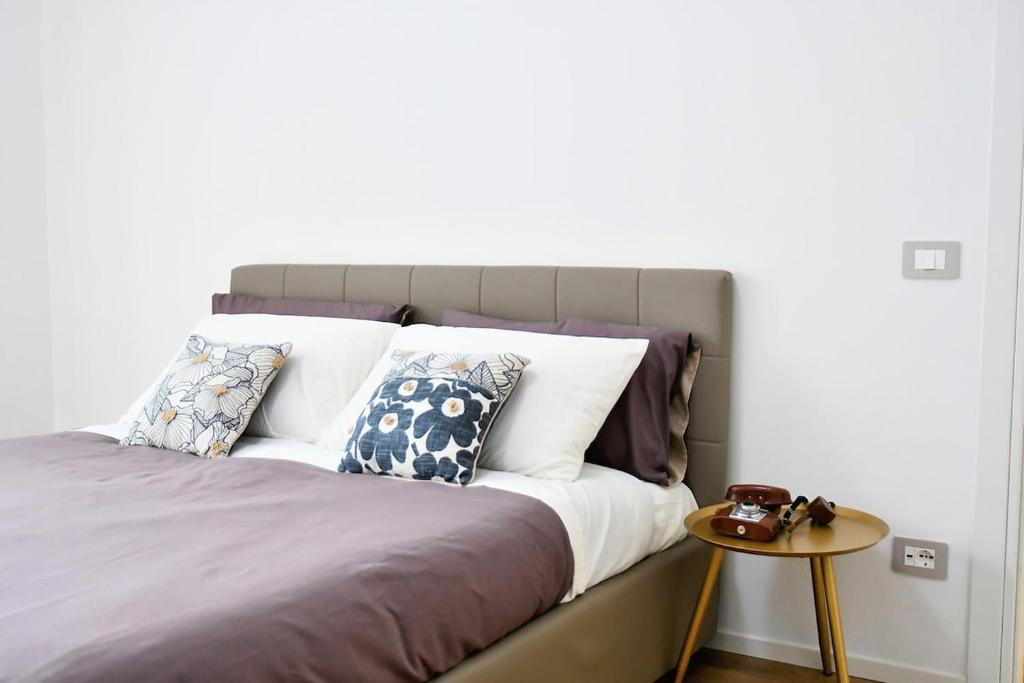 Carlotta's Place -- 10 Min Bus to Venice, Secured Free Parking - 3