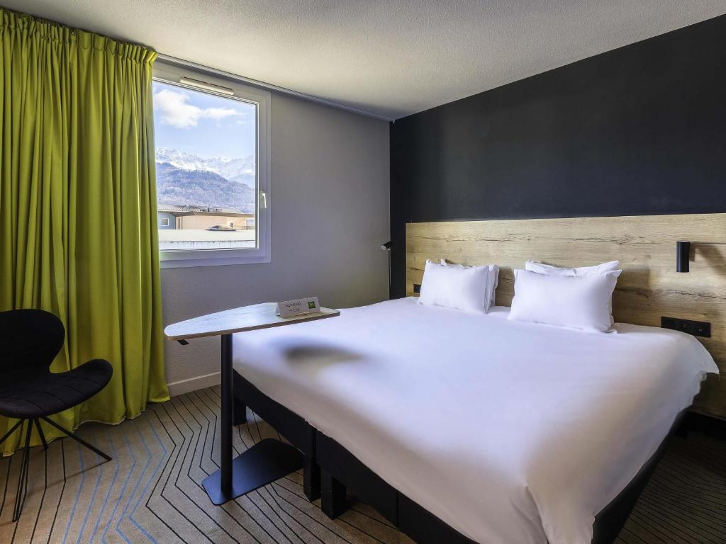 Ibis Styles Crolles Grenoble A41 - 5
