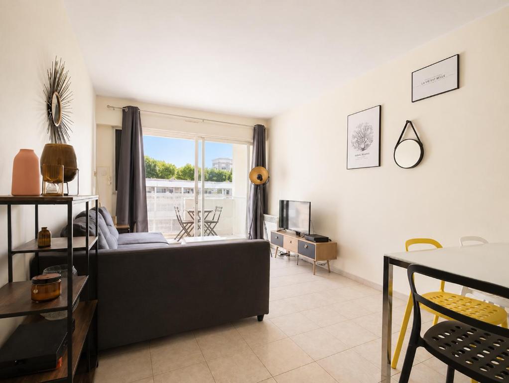 Le Pitot - Beau T2, terrasse, Centre ville, Arceaux - 3