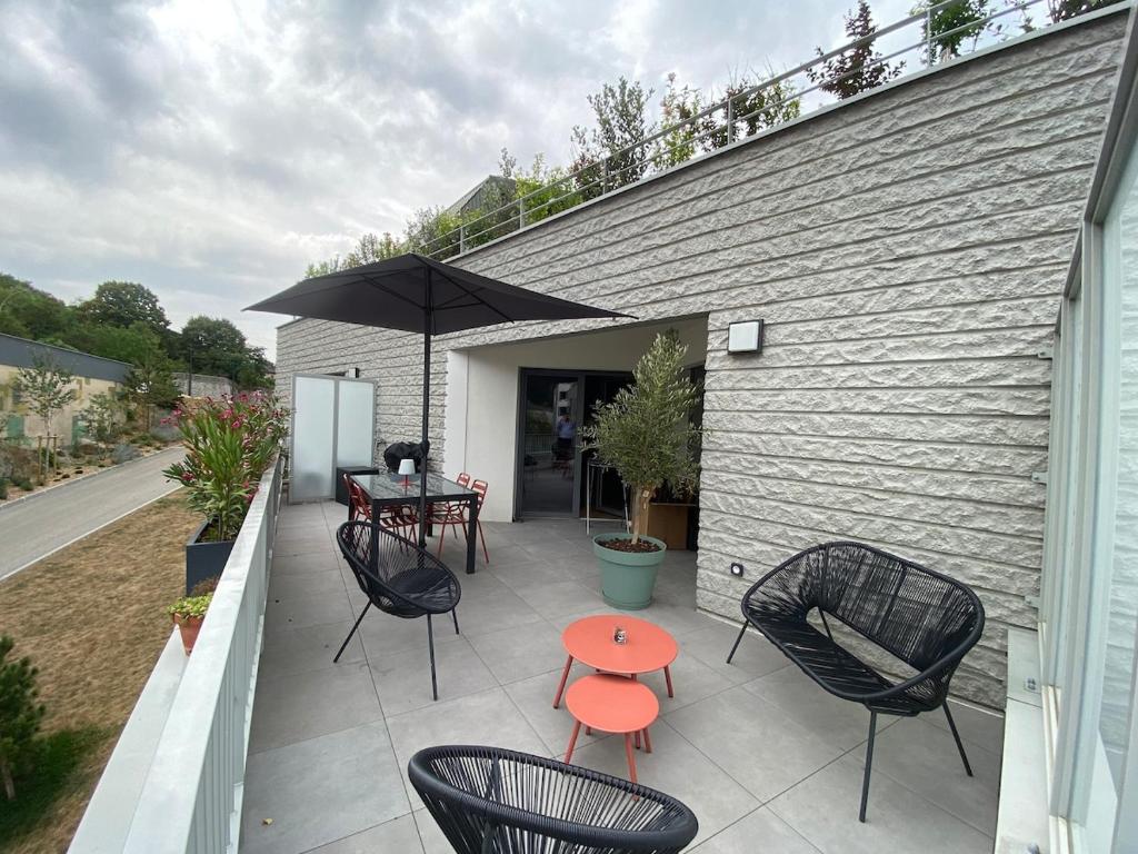 Pépites Suites - LA SCENE DU LAC - Deux pièces haut de gamme avec garage privée - 3