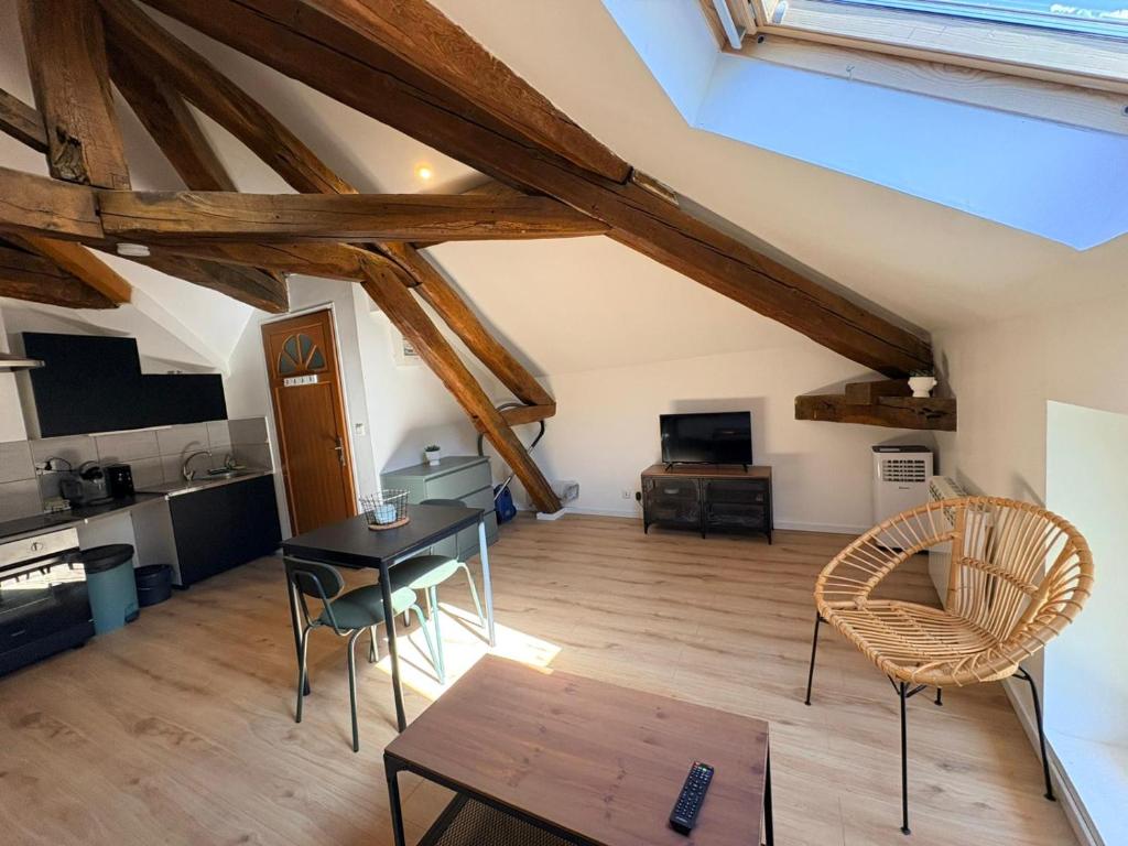 La Forêt , ideal for a couple or a stay - 3