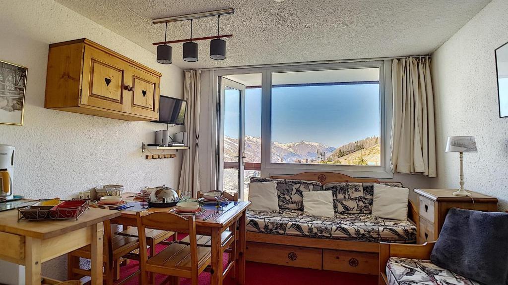 Résidence Boedette A - Appartement duplex · Départ et retour skis aux pieds · Balcon vue montagne MAE-2244 - 1