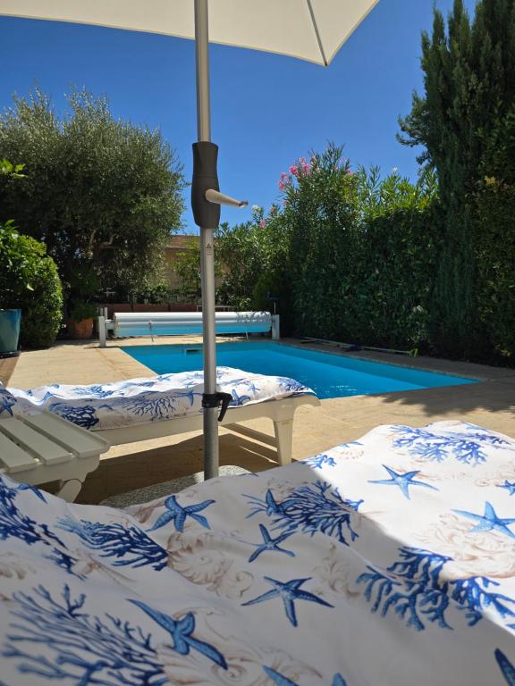Villa Nieva, maison de pêcheur avec piscine privée et son bateau - 2