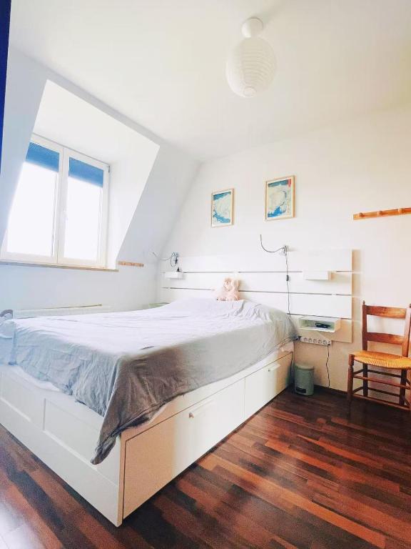 Double Room in a quiet shared flat 400m from Oktoberfest - 1