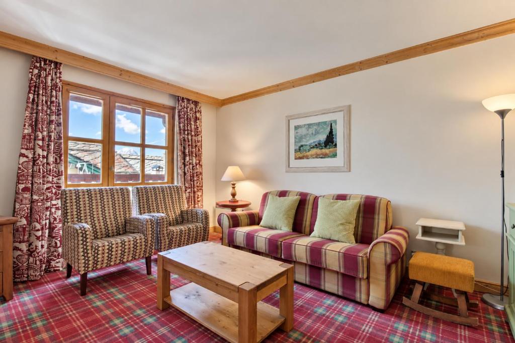 ARC 1950, Appartement 2 chambres, Duplex, Cheminée, 6 pers, Sauna, Hammam, Jacuzzi, Salle de fitness, Piscine intérieure chauffée, Départ et retour skis aux pieds - 2