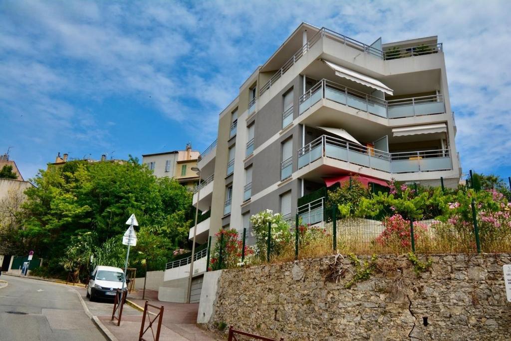 Le Nid Azuréen T2 Proche Cannes - 2