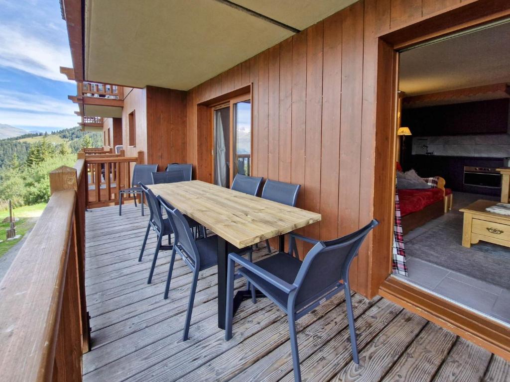 Résidence Roselend - Grand 4 pièces offrant de belles surfaces situé dans une résidence au village du chantel ,proche des pistes et avec piscine MAE-8204 - 4