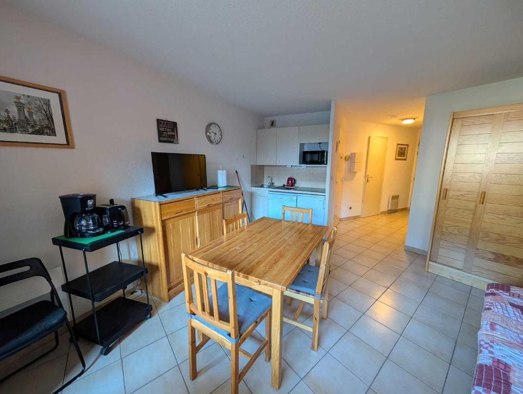 Résidence Ferme D'augustin - Batiment I - Appartement sur les pistes. Jolie vue. Parking résidence MAE-5394 - 3