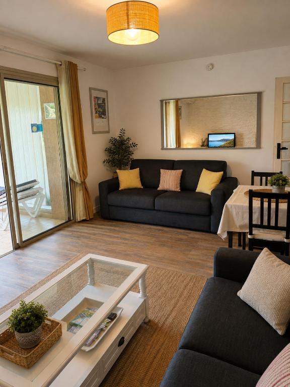 Apt "Laura" Terrasse - Parking - Plage - 5pers - 3