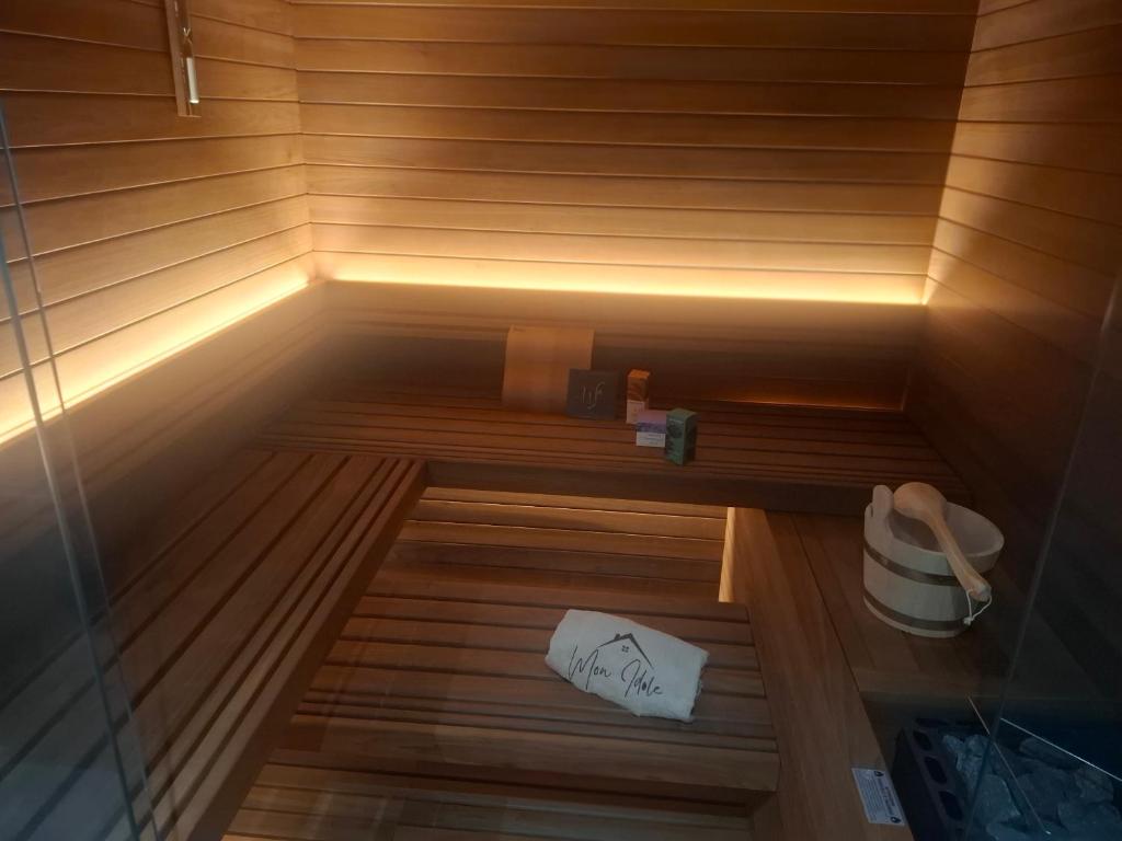 Chalet Mon Idole Spa - 5