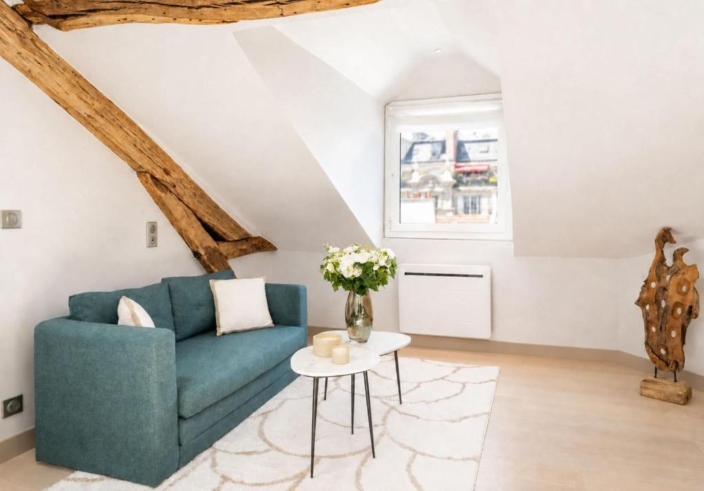 Sumptuous property near Hotel de Ville & Marais - 3