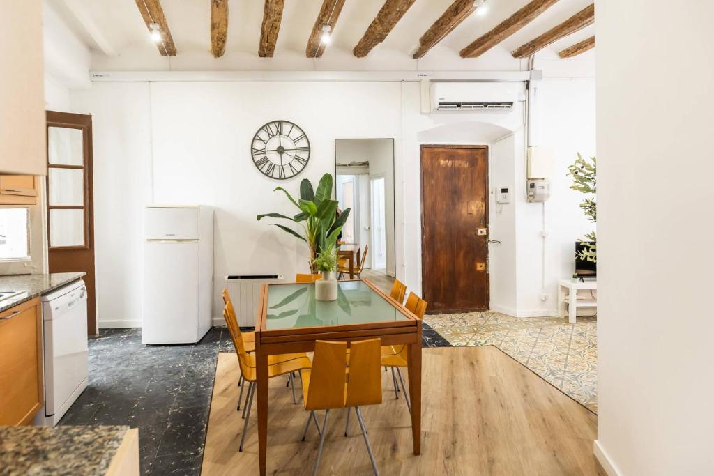 22ARA1105 - 3BR flat in the City Center - 5