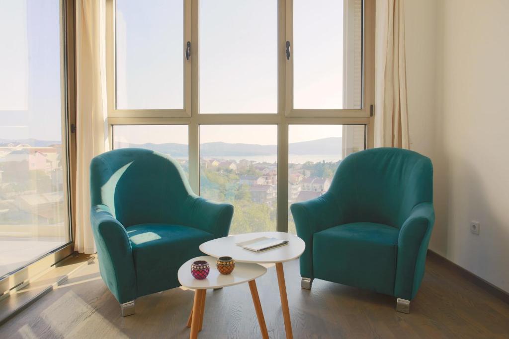 Sun Salutation in Tivat 2 Bedroom with a Great Sea View - 4