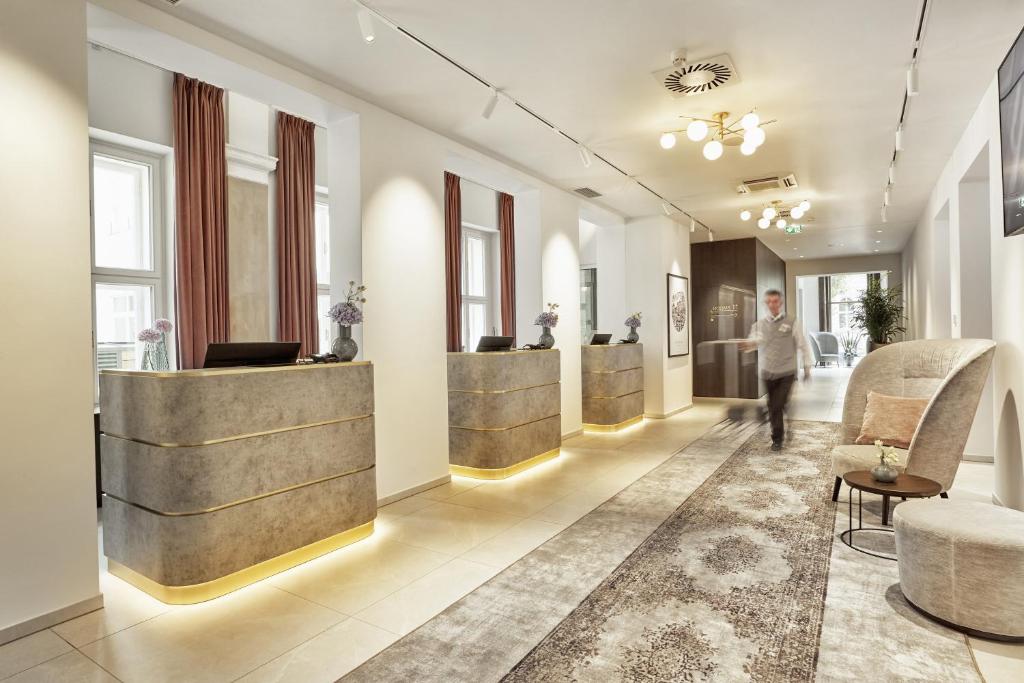 The Cloud One Salzburg, part of the Motel One Group - 5