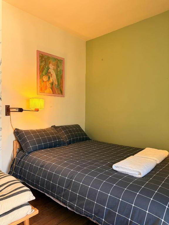 Central Cozy Apartment Near Marais - 2