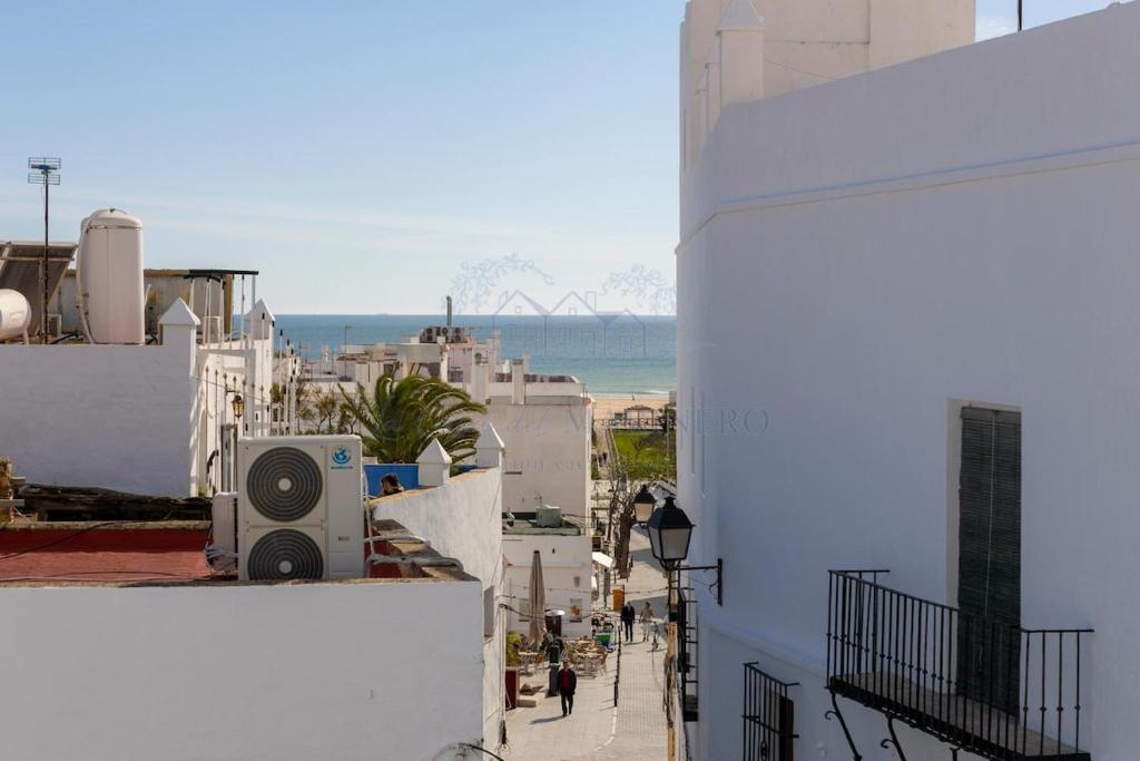 One minute from the beach, in the heart of the historic center - 3