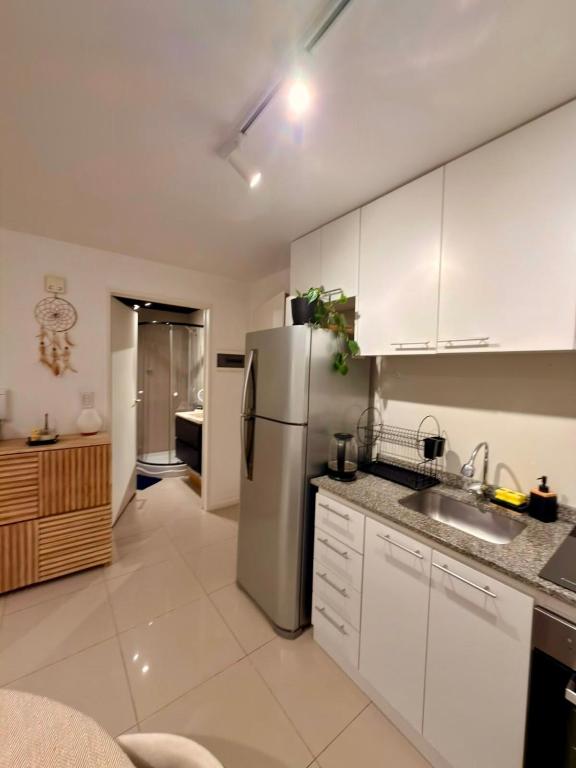 Spacious Modern apartment with a relaxed vibe - 4