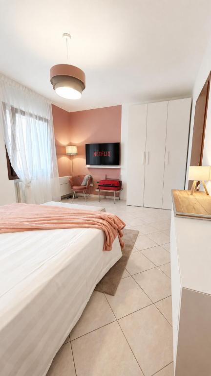 Enzo's Venice Home - Art, Relax & Parking - 2