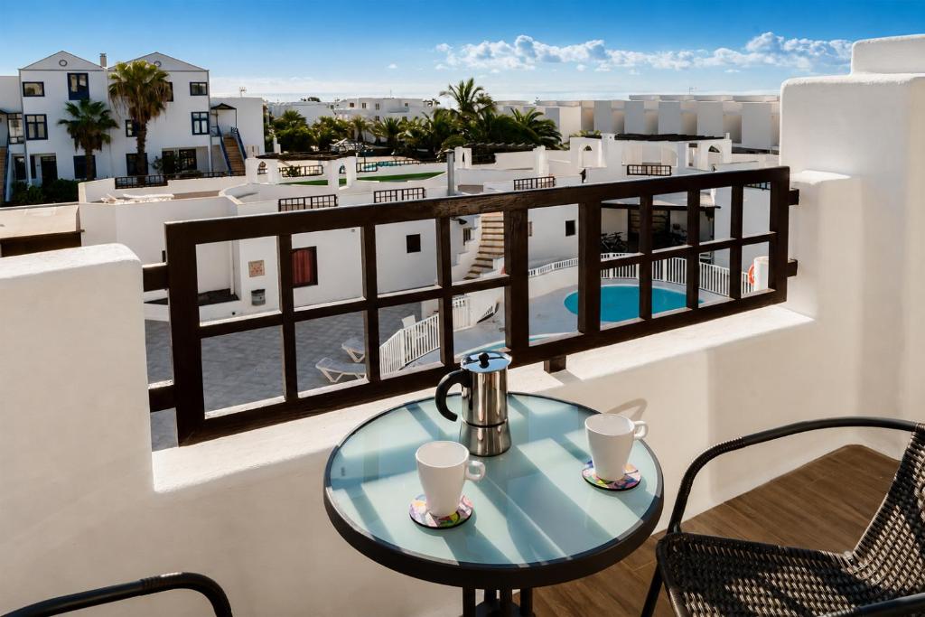 Apartamento Golden Teguise en Lanzarote, con piscina, vistas al mar y playa cercana - 3