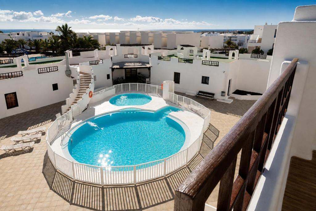 Apartamento Golden Teguise en Lanzarote, con piscina, vistas al mar y playa cercana - 2