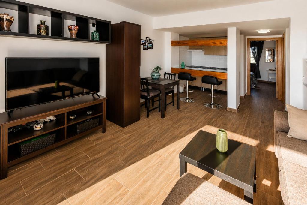 Apartamento Golden Teguise en Lanzarote, con piscina, vistas al mar y playa cercana - 5