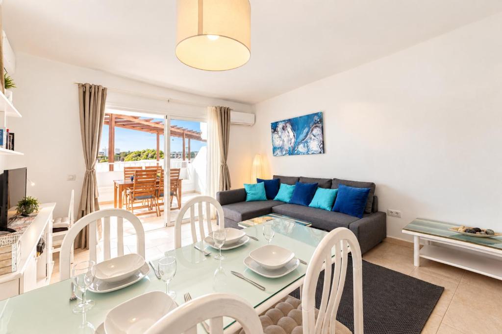 Apartamento Perla en Costa Teguise de Lanzarote con piscina, parking privado y playa cercana - 4