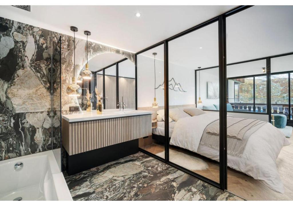 Premium Ski-In Out apartment with Views - 2