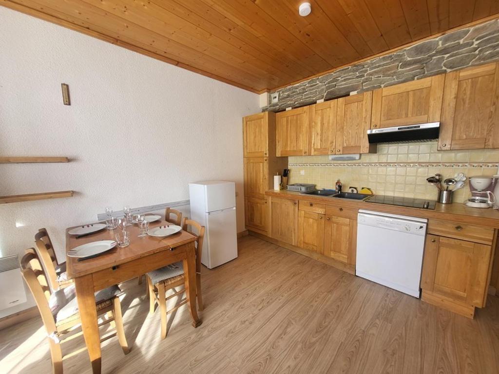 Studio centre Montgenèvre, parking inclus - 1