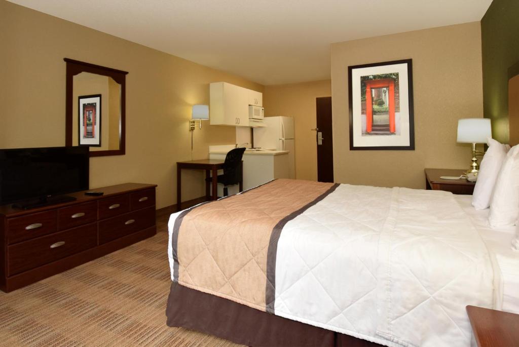 Extended Stay America - Orlando - Convention Ctr - 6451 Westwood Photo 12