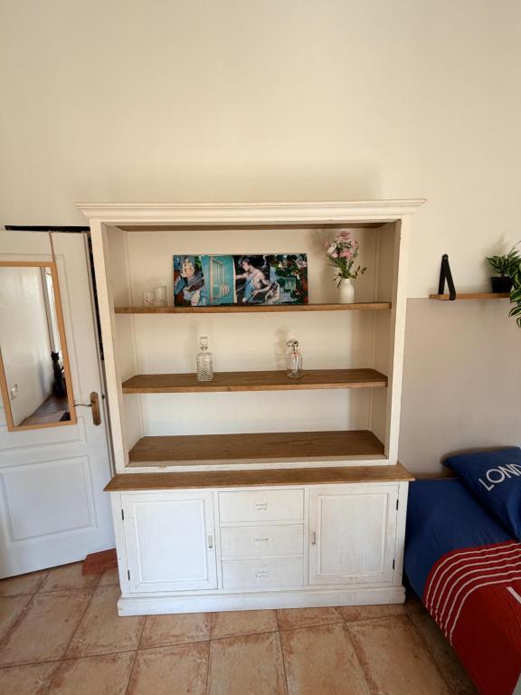 Chez Becca Clim, Cours Julien - 4