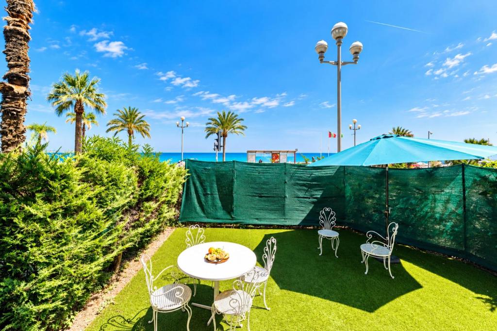 PROM 193-C- Appartement en face de la mer 2 Chambre avec terrasse et jardin - 2