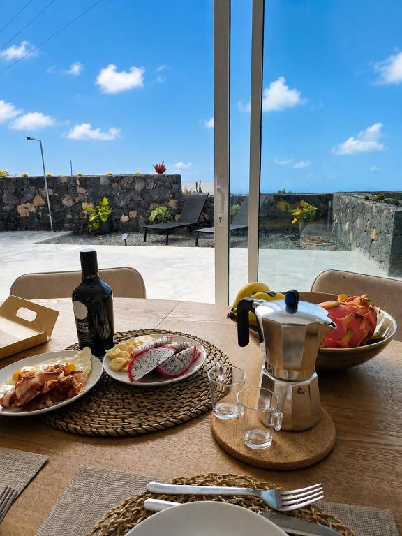 La Raiz Ocean Views, Volcanic Landscape and Terrace - 5