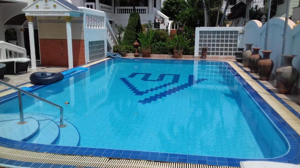 Villa Oranje Pattaya photo