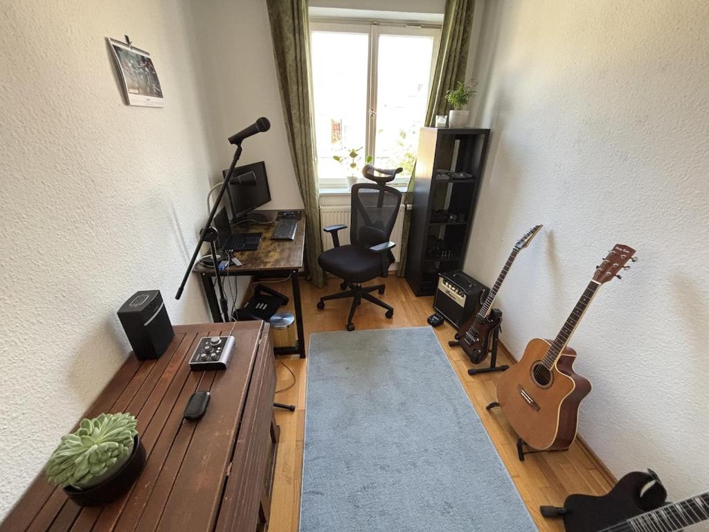 Cozy room in a spacious 70 square meter apartment - 2