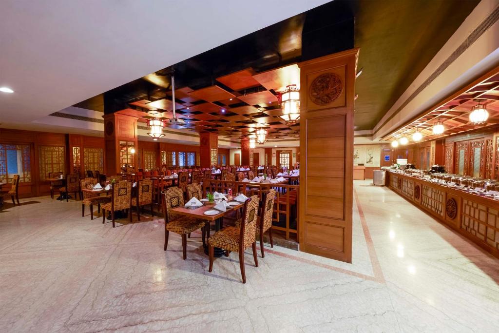 Restaurant, JP Hotel in Chennai