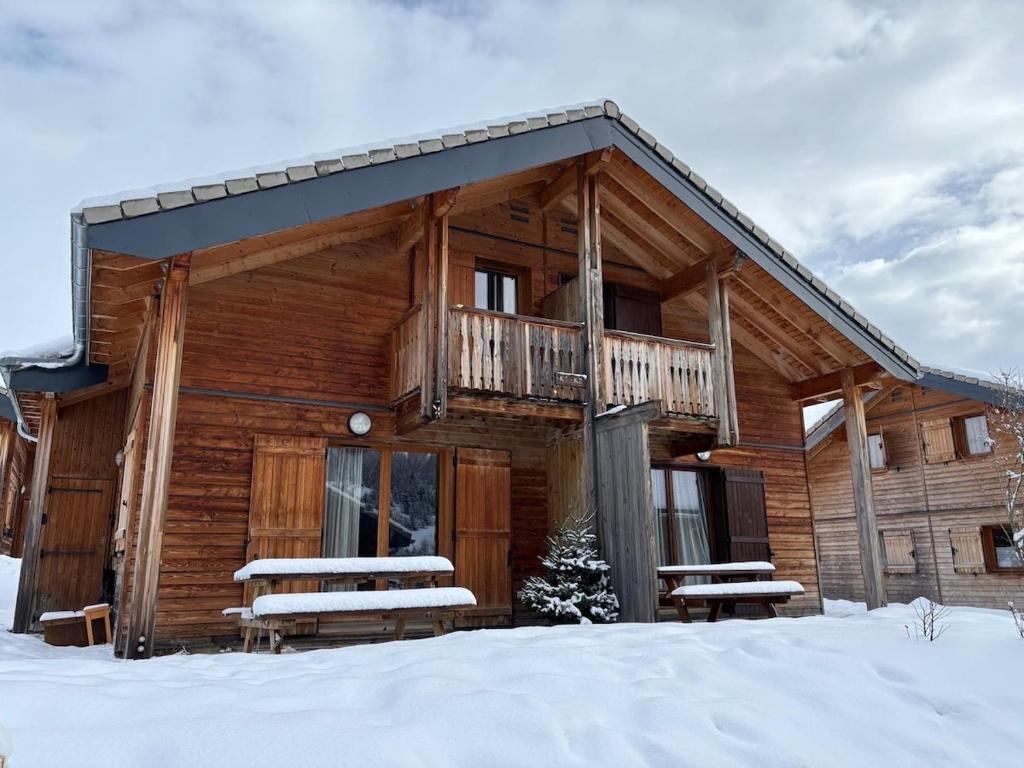 Demi Chalet avec vue sur les pistes - 2