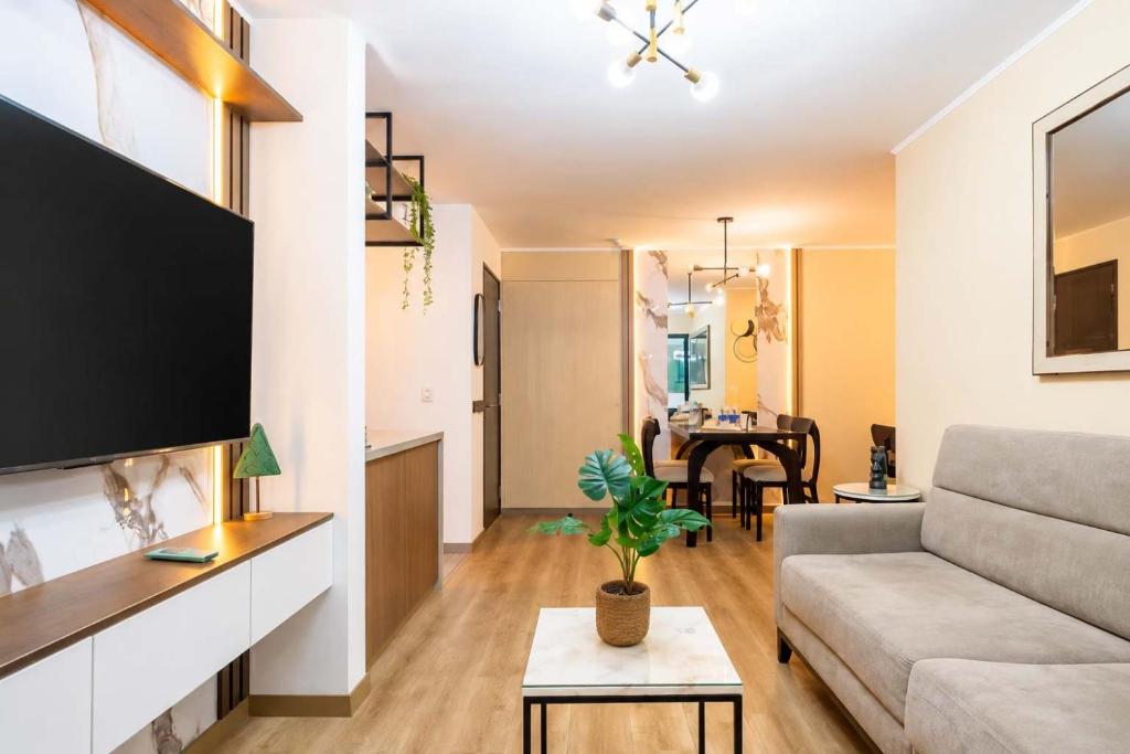 New & Spacious Apartment in Lince - 3