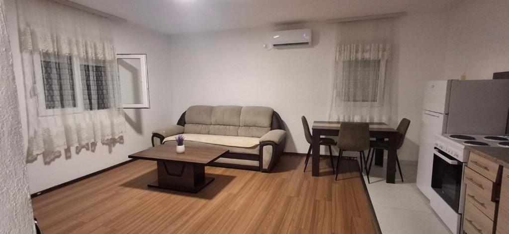 Apartamani RASTODER - 3