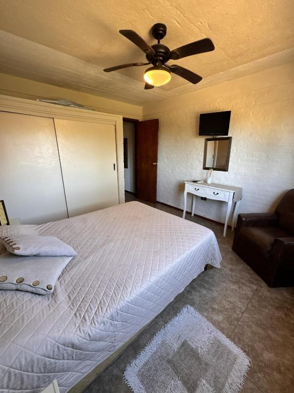 Casas Piriapolis, calle Eduardo Mondello - 4