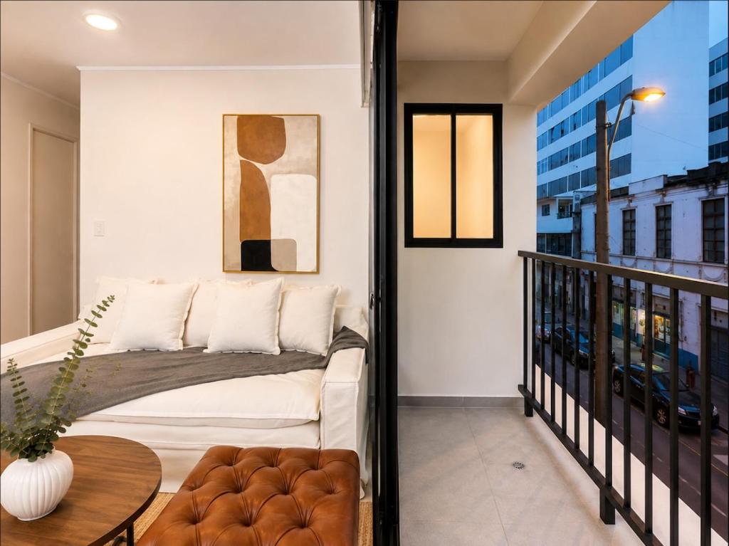 Historic Center Gem 3BR Apartment - 4