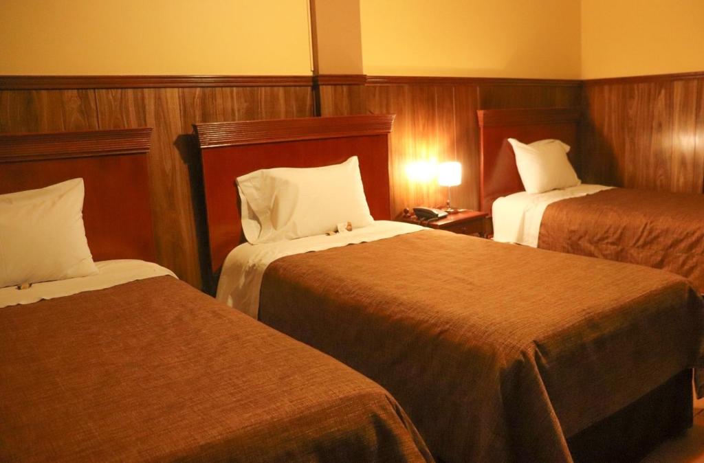 Hotel El Tumi 2 - 1