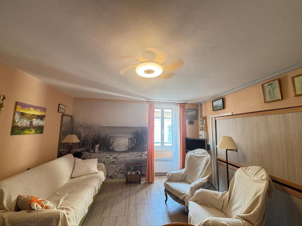 Studio cosy pour 2 à 50m de la plage, centre-ville, tout équipé - FR-1-197-507 - 1