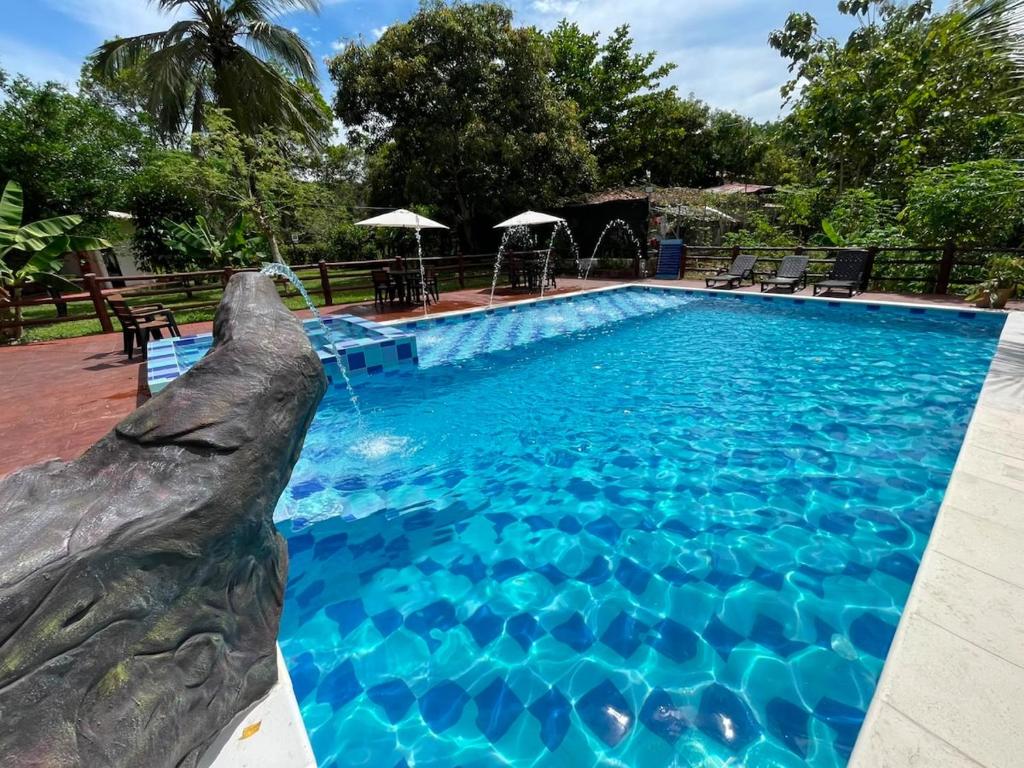 Finca Monteverde en Doradal Piscina jacuzzi y naturaleza hasta 30 personas - 2