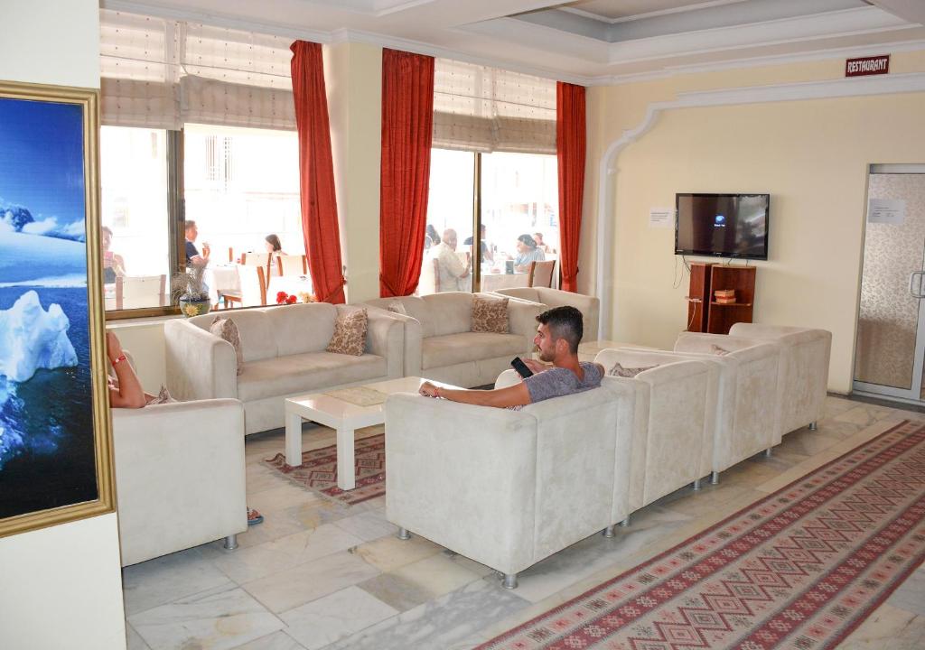 Hotel First Class Didim photo