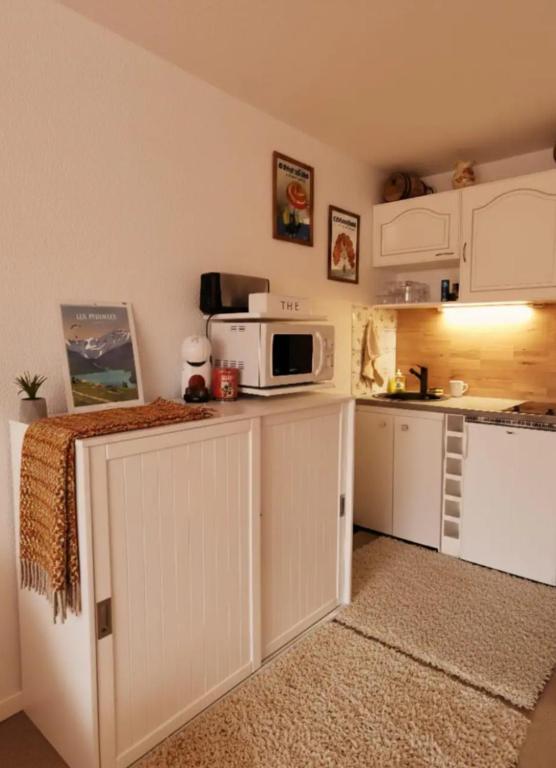 Les Étoiles, Studio cosy avec balcon, vue montagne, WIFI ,proche des pistes - 3