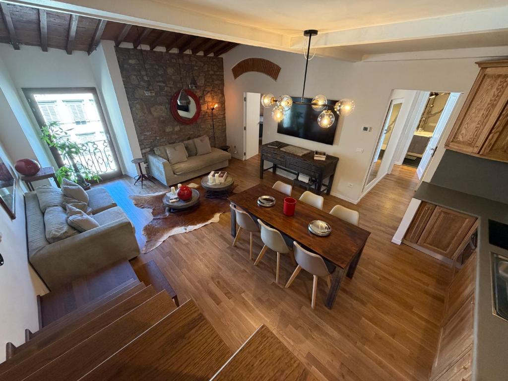 Tuscan Top Floor Duplex - 3