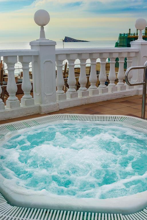 Hotel Avenida — Spa in Benidorm, Valencian Community