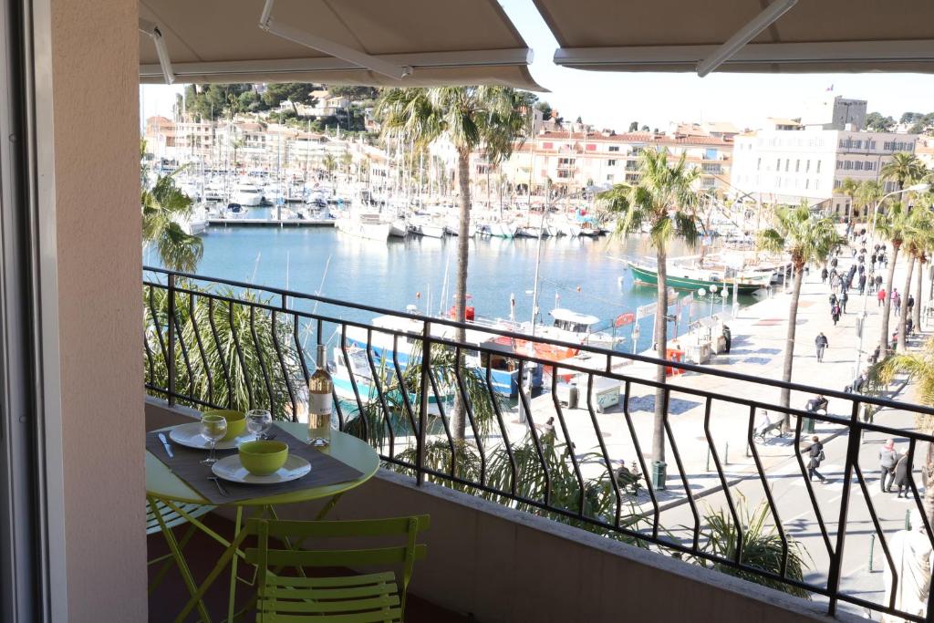 port de Sanary sur mer - terrasse, clim et accès parking - Beauport 3 - 1